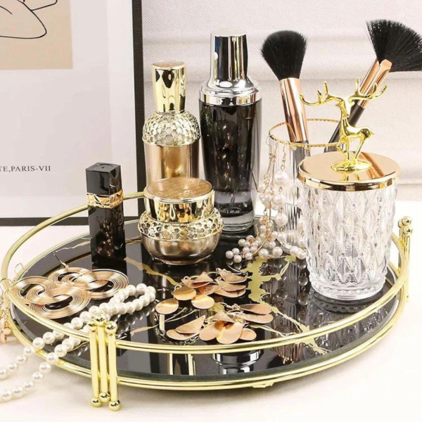 Latest Mackeup Organizer Tray For Cosmatics Jewelry and Makeup.